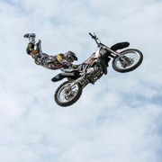 A basejumper starting his descend